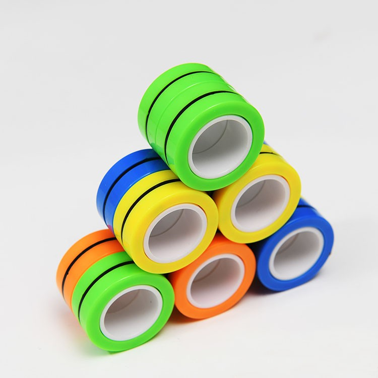 Fidget Ringe Flere Farver   Stk Pr Pakke Rød