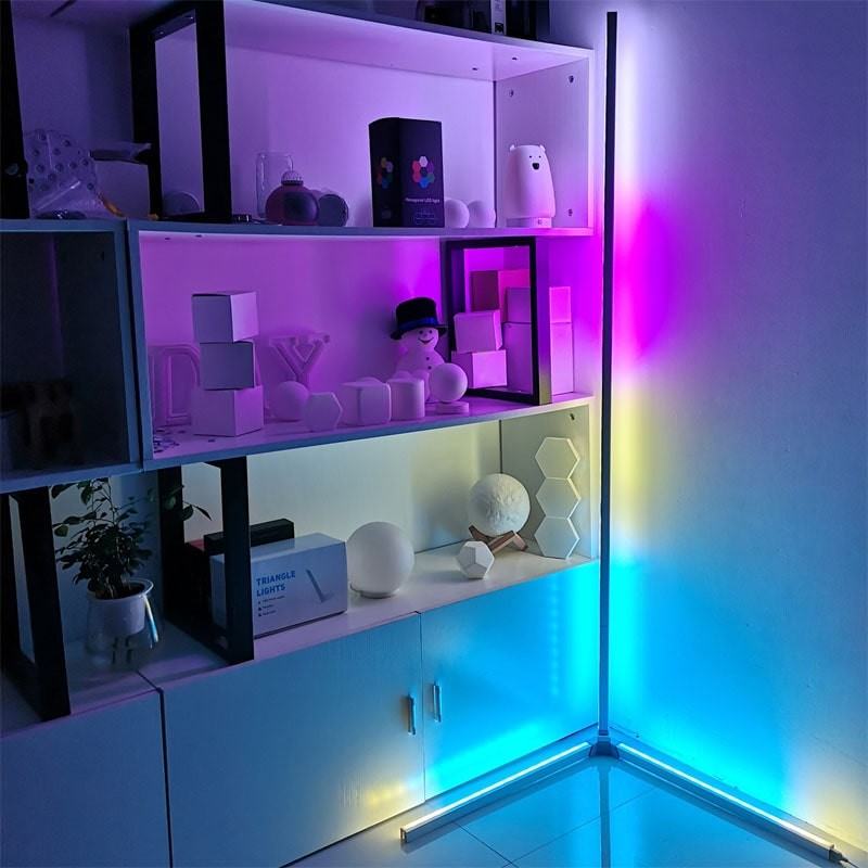 Led Rgb Hjørnelampe  Sølv  Med Fjernbetjening