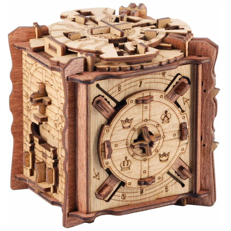 Cluebox Escape In   Box The Trail Of Camelot